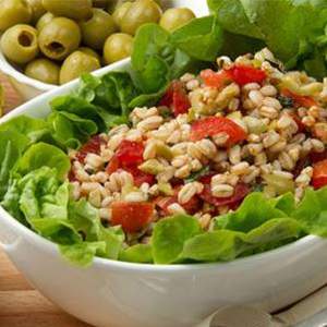 Beyaz Peynirli Buğday Salatası image